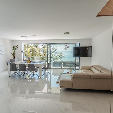 Villa The Boat With Rooftop Pool Matulji Exterior foto